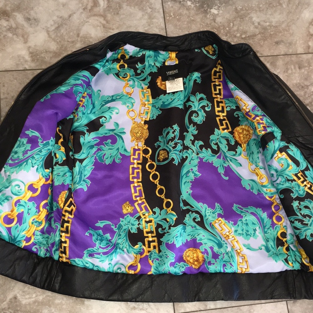 VERSACE REAL LEATHER EMBROIDERED FRONT ZIP PRETTY LINING JACKET SIZE XL … - Picture 4 of 14